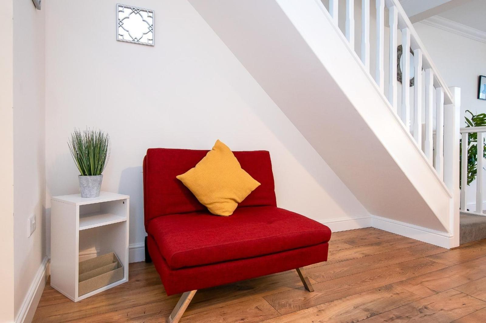 Casa One Hundred - A Beautiful 4 Bed House On The Beach Front Swansea Exterior photo