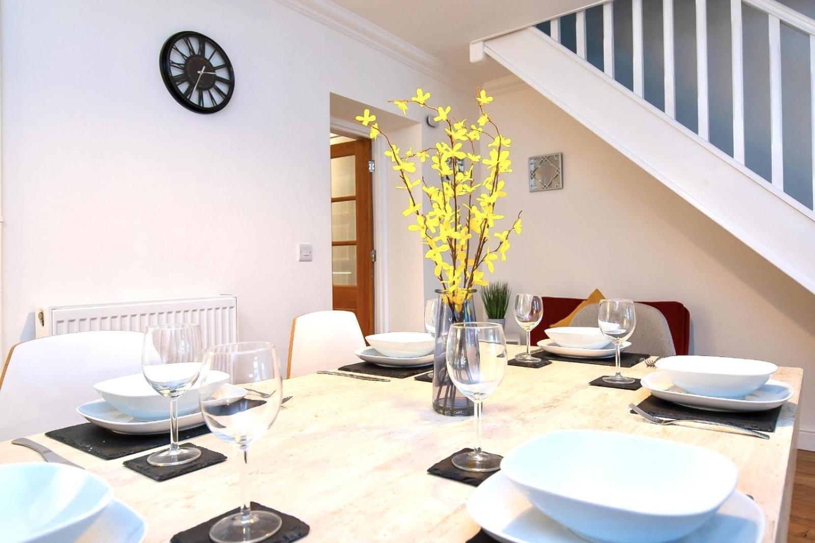 Casa One Hundred - A Beautiful 4 Bed House On The Beach Front Swansea Exterior photo